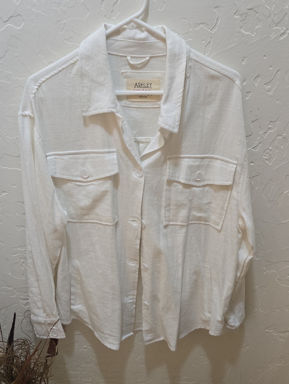 Ashley By 26 International White Shirt with Pockets